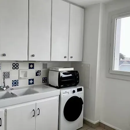 La Baule Plage Apartment *
